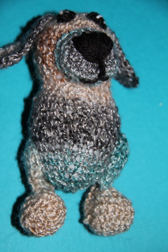 Blog-Inhaltsbild für 'Kostenlose Häkelanleitung - Kleiner Hund'