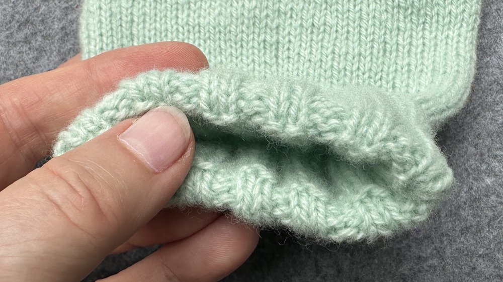 Blog-Inhaltsbild für 'Strickanleitung Babyhose in 3 Größen'