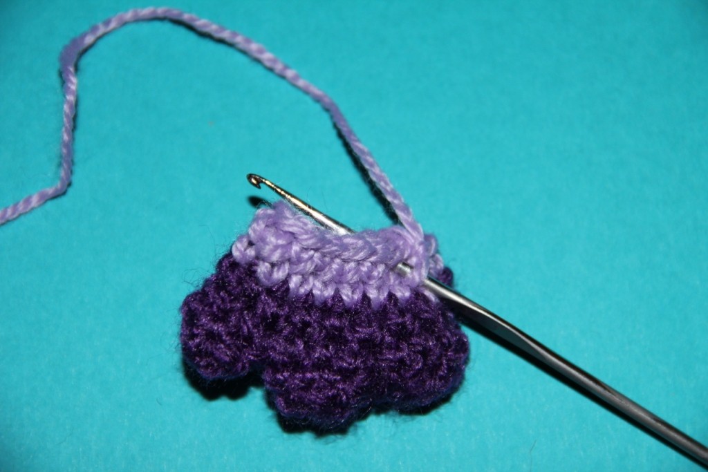 Blog-Inhaltsbild für 'Kostenlose Häkelanleitung  Kleiner Vogel'