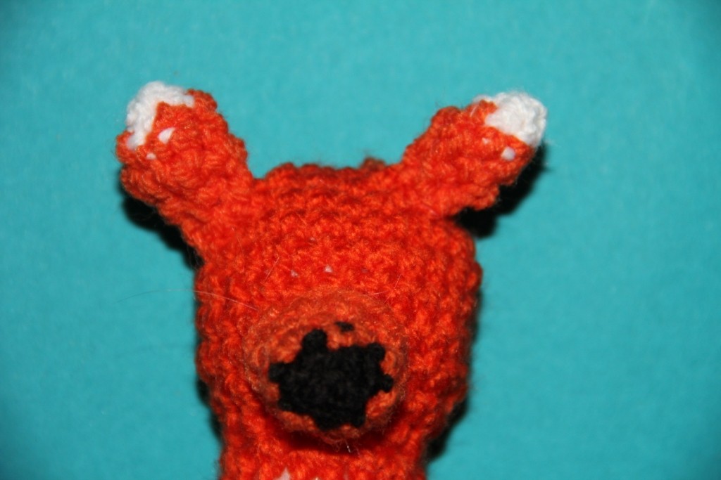 Blog-Inhaltsbild für 'Kostenlose Häkelanleitung - Kleiner Fuchs als Schlüsselanhänger oder Taschenbaumler'