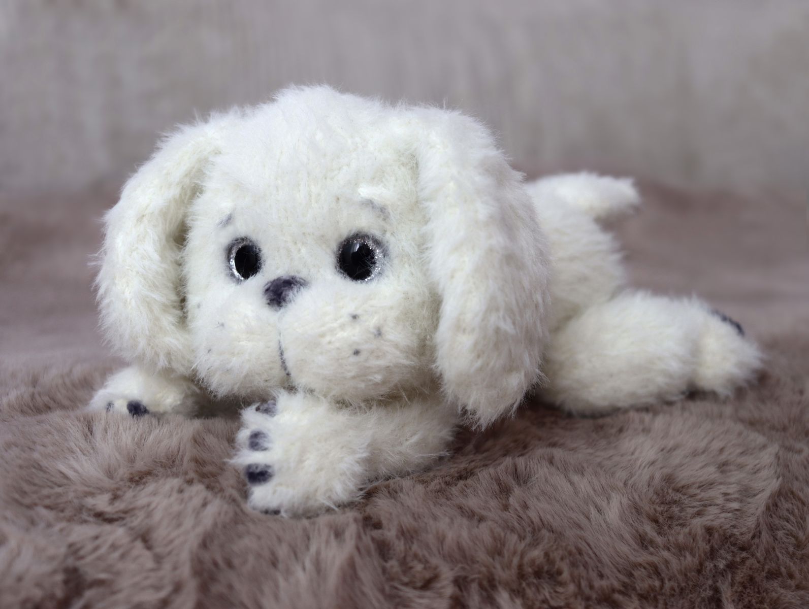 Blog-Inhaltsbild für 'Strickanleitung: Flauschiger Hund'