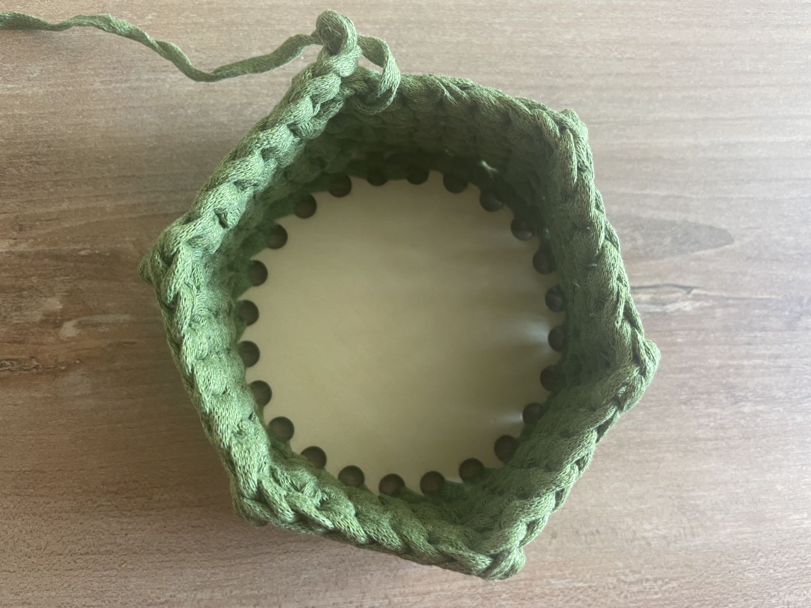 Blog content image for 'Start the School Year Creatively: Free Crochet Pattern for a Stylish Pencil-Shaped Holder!'