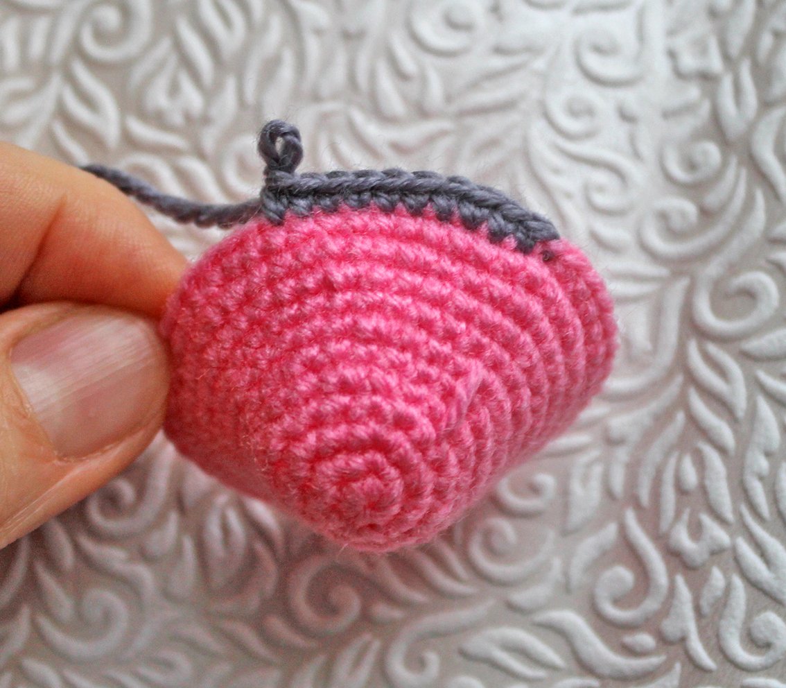 Blog-Inhaltsbild für 'Rock, Mütze, Zöpfe und Schlittschuhe für das Schneemann-Mädchen'