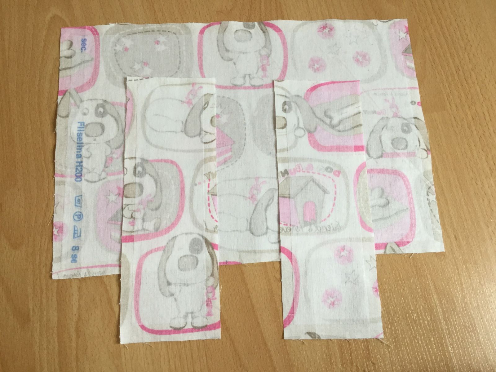 Blog-Inhaltsbild für 'Kostenlose Nähanleitung Wende-Buch- und Heftumschläge beliebiger Größe'