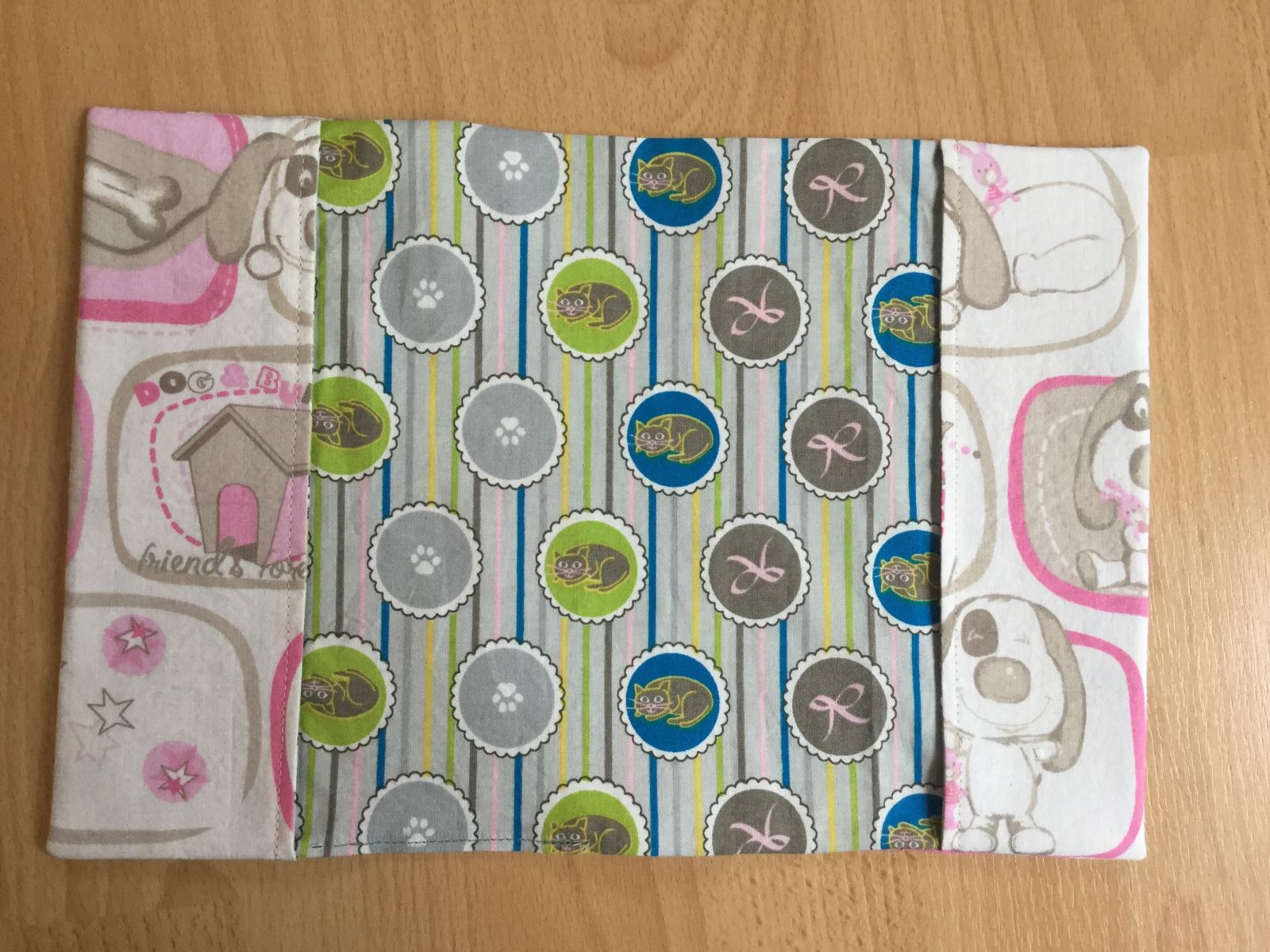 Blog-Inhaltsbild für 'Kostenlose Nähanleitung Wende-Buch- und Heftumschläge beliebiger Größe'