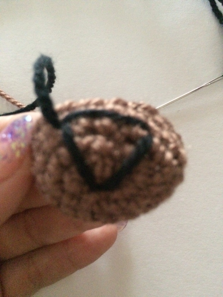 Blog-Inhaltsbild für 'Kostenlose Häkelanleitung - Kleine Engelchenbande - Schlüsselanhänger Taschenbaumler'