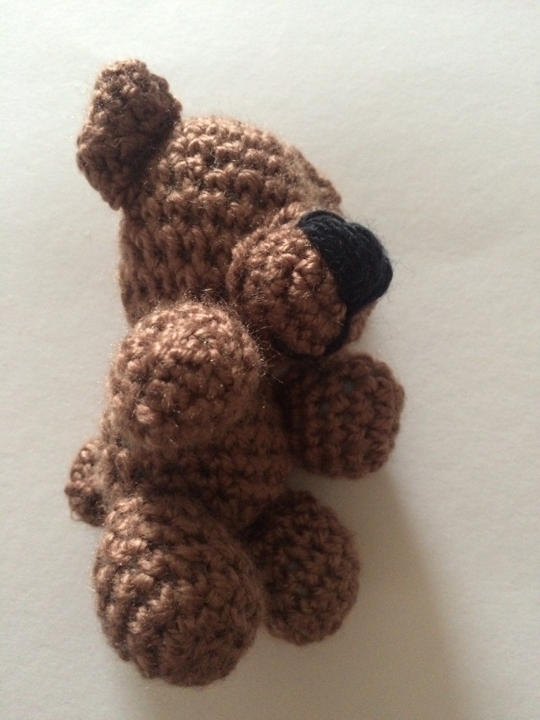 Blog-Inhaltsbild für 'Kostenlose Häkelanleitung - Kleine Engelchenbande - Schlüsselanhänger Taschenbaumler'