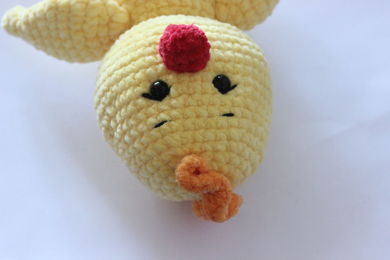 Blog-Inhaltsbild für 'Kostenlose Anleitung: Niedliche Kuschel Küken für Ostern häkeln'