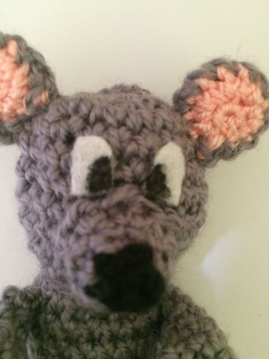 Blog-Inhaltsbild für 'Kostenlose Häkelanleitung - Kleiner Mäuse Schlüsselanhänger'