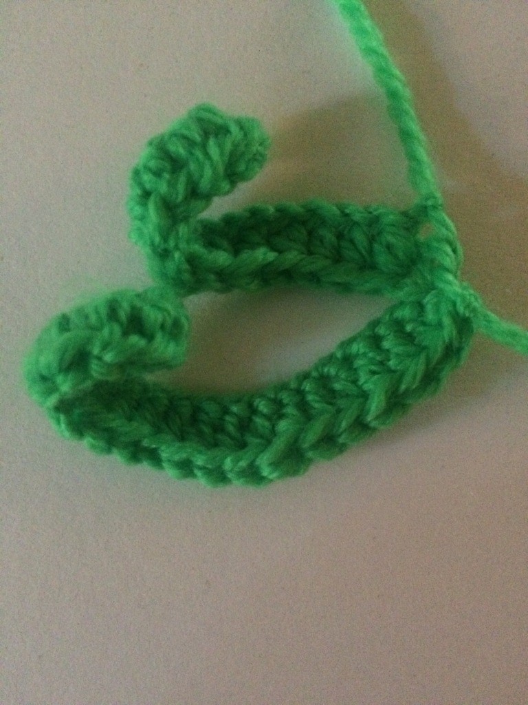 Blog-Inhaltsbild für 'Kostenlose Häkelanleitung - Kleiner Kürbis als Schlüsselanhänger oder Taschenbaumler'