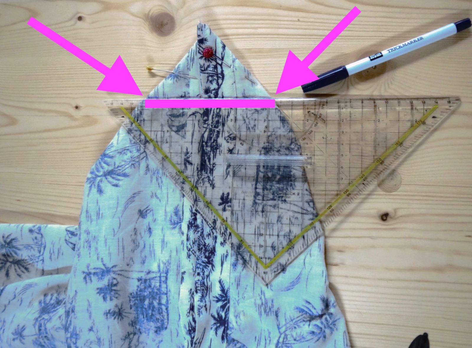 Blog-Inhaltsbild für 'UPCYCLING Projekt - Aus Herrenhemd schnell und einfach Einkaufsbeutel Einkaufstasche mit eingenähtem Beutel nähen ohne Schnittmuster firstloungeberlin'