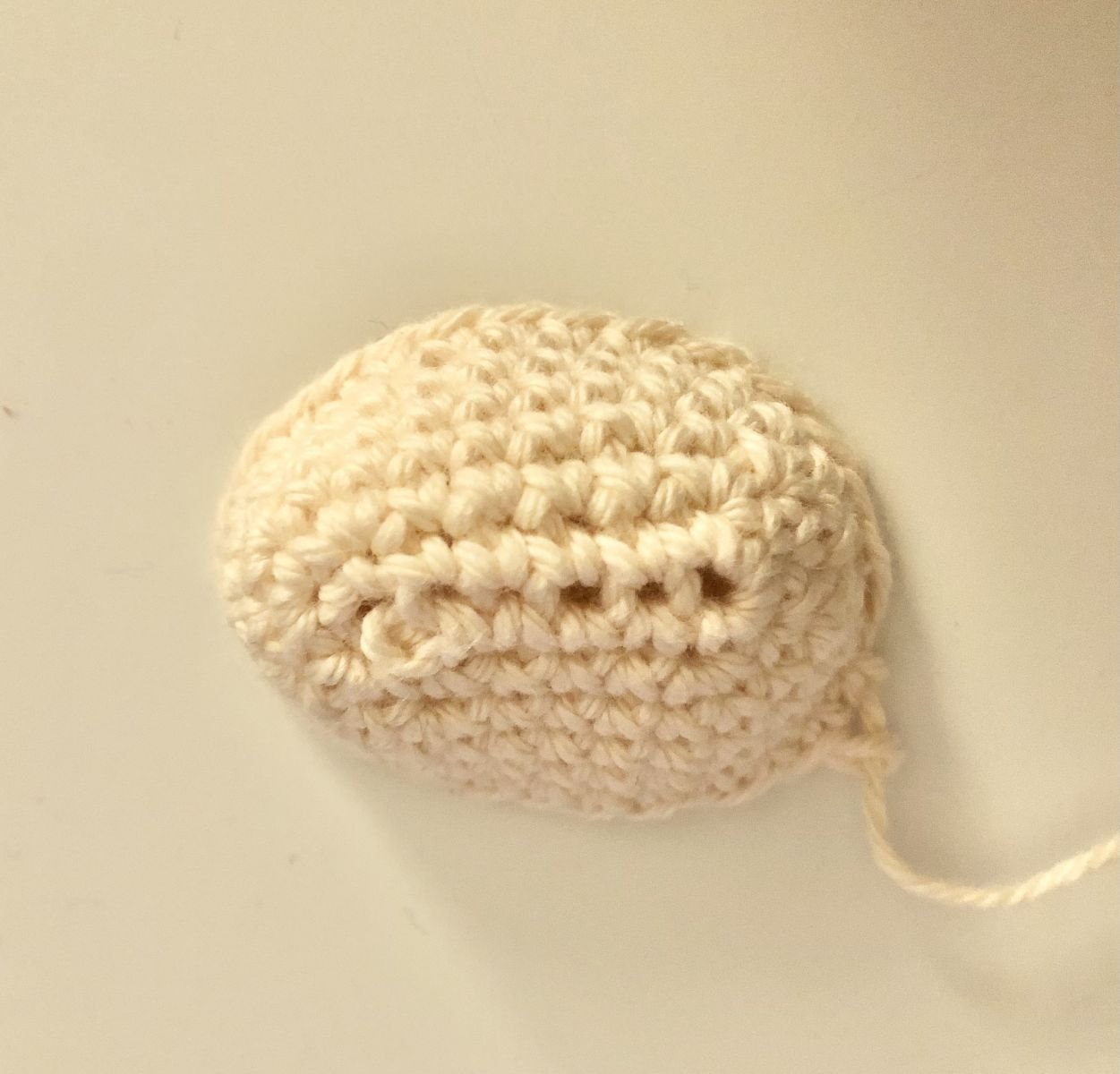 Blog-Inhaltsbild für 'Kostenlose Anleitung Einhorn Weihnachtskugel'