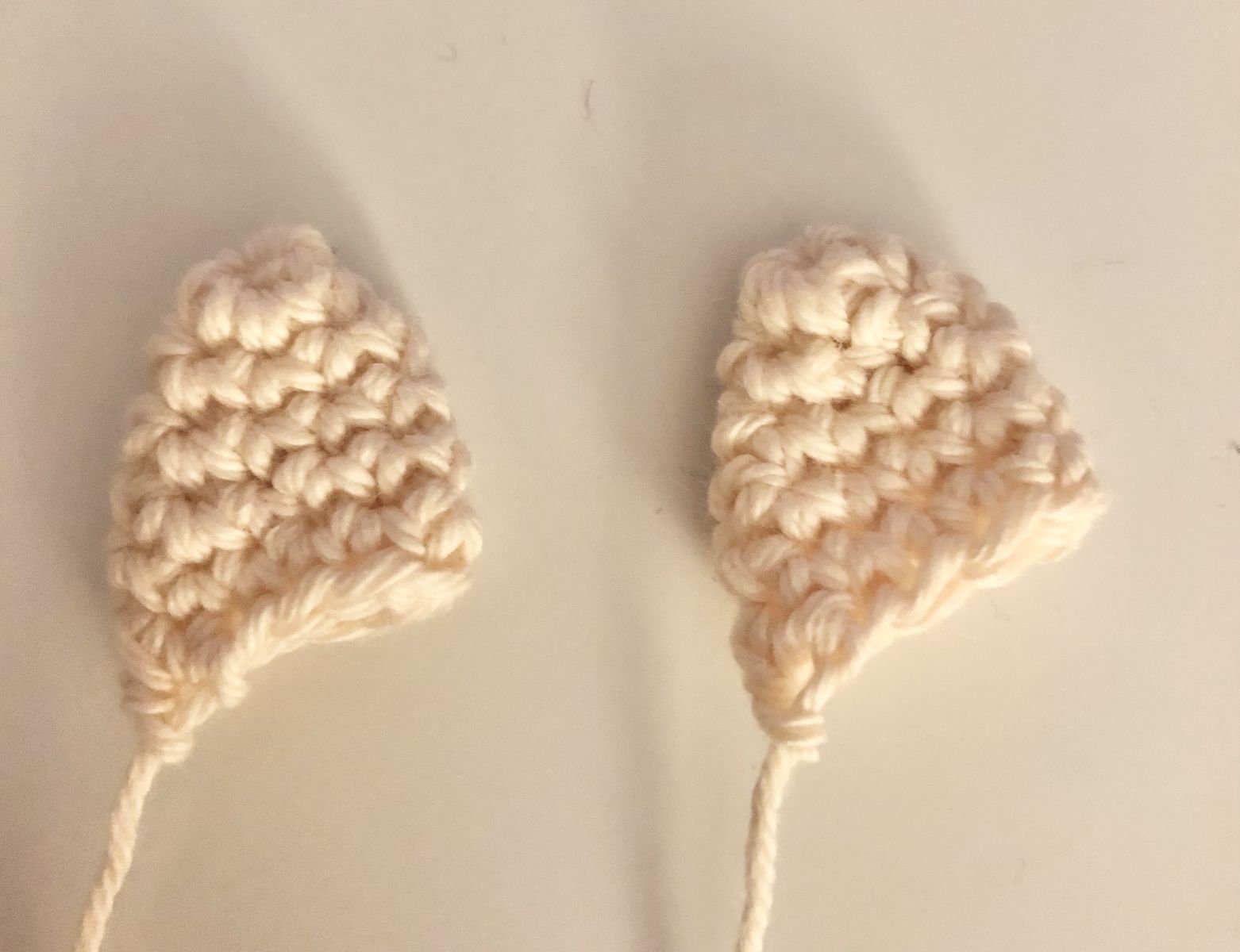 Blog-Inhaltsbild für 'Kostenlose Anleitung Einhorn Weihnachtskugel'