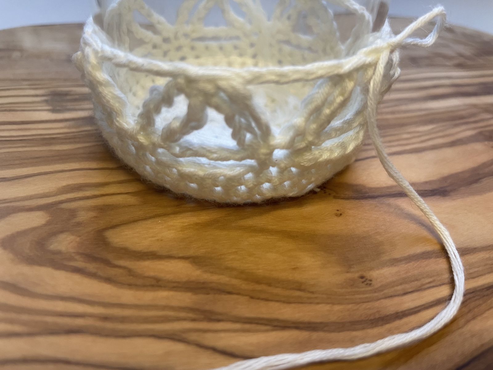 Blog content image for 'Crochet Flower Tealight Holders – A Touch of Light for Special Moments'