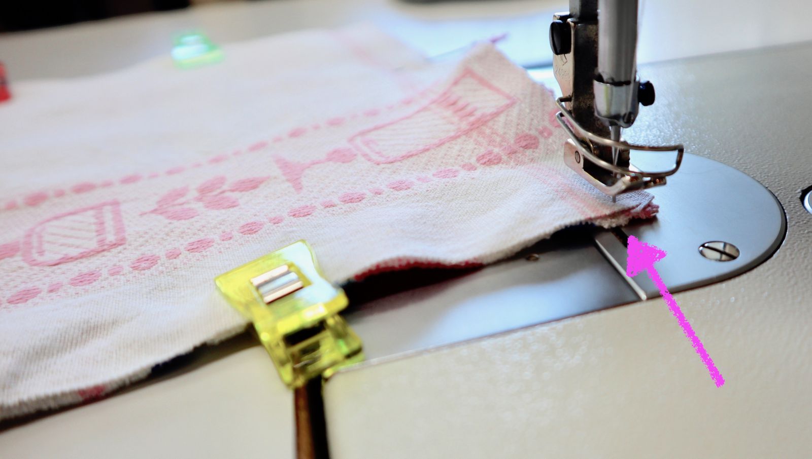 Blog-Inhaltsbild für 'In 5-Minuten Mundmaske einfach NÄHEN in 2 Varianten Upcycling Staubmaske, waschbar & nachhaltig Face Protection waschbar bis 95°'