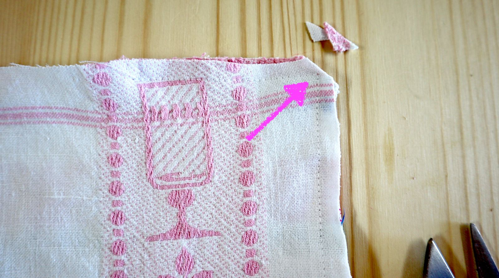 Blog-Inhaltsbild für 'In 5-Minuten Mundmaske einfach NÄHEN in 2 Varianten Upcycling Staubmaske, waschbar & nachhaltig Face Protection waschbar bis 95°'