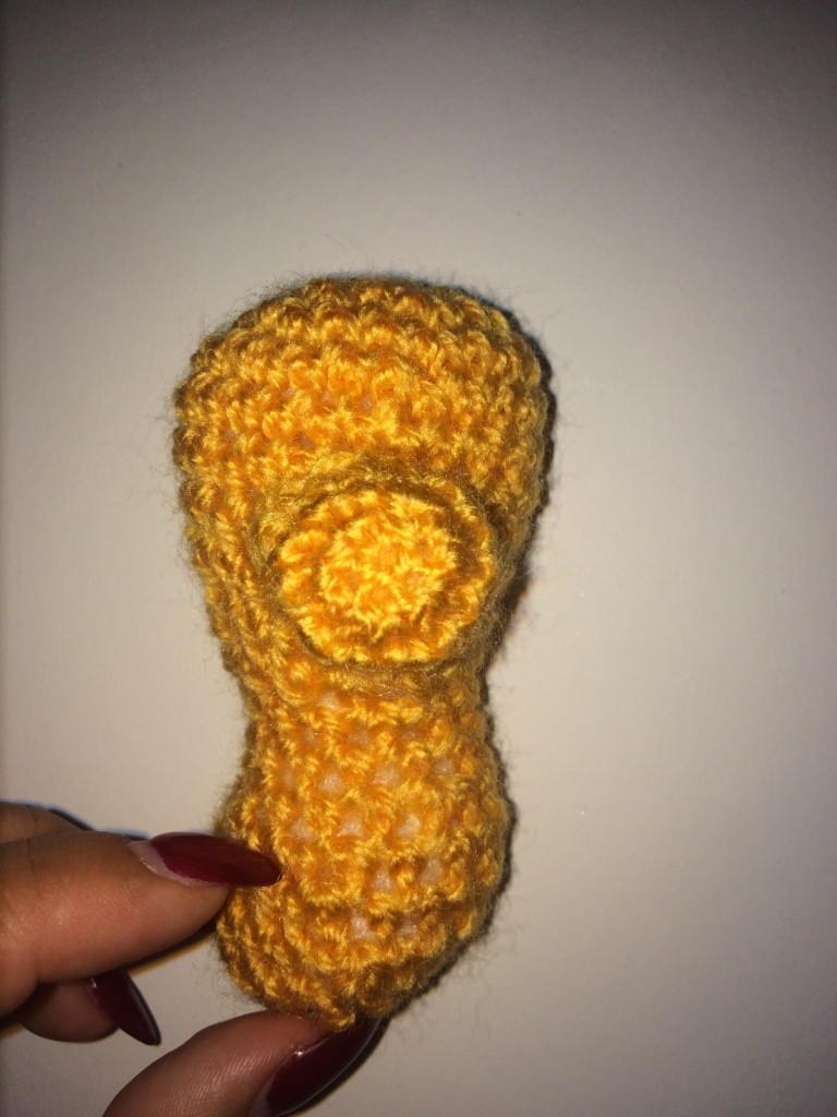 Blog-Inhaltsbild für 'Kostenlose Häkelanleitung - Kleine Giraffe - Schlüsselanhänger Taschenbaumler'