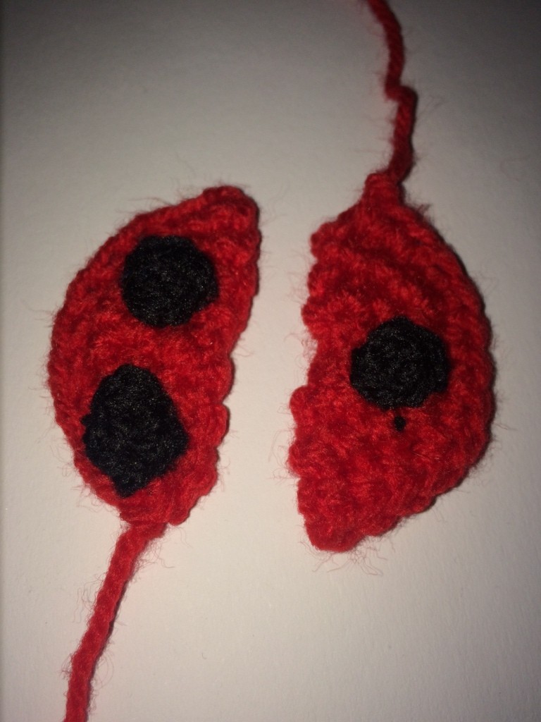 Blog-Inhaltsbild für 'Kostenlose Häkelanleitung - Kleiner Marienkäfer - Taschenbaumler oder Schlüsselanhänger'