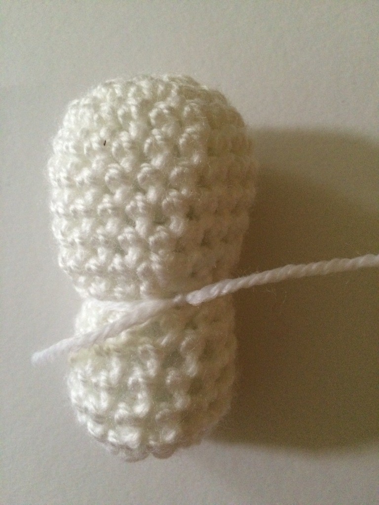 Blog-Inhaltsbild für 'Kostenlose Häkelanleitung - Kleine Kuh -Schlüsselanhänger Taschenbaumler'