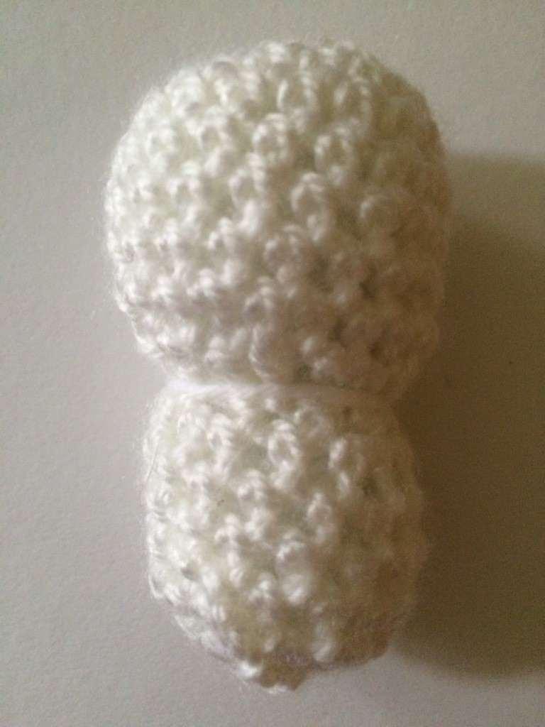 Blog-Inhaltsbild für 'Kostenlose Häkelanleitung - Kleine Kuh -Schlüsselanhänger Taschenbaumler'