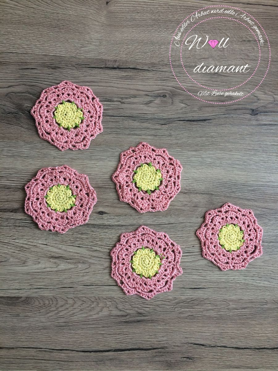 Blog-Inhaltsbild für 'Blumeuntersetzer, kostenlose Häkelanleitung'