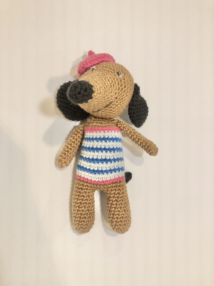 Blog-Inhaltsbild für 'Kostenlose Häkelanleitung Dackel'