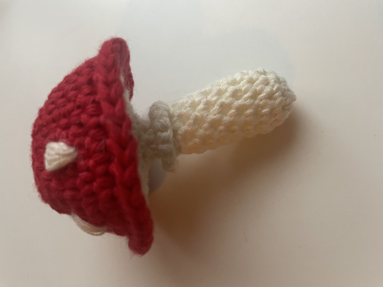 Blog content image for 'Crochet Autumn Decorations: Pattern for Leaves, Acorns & Mushrooms (incl. Fly Agaric)'