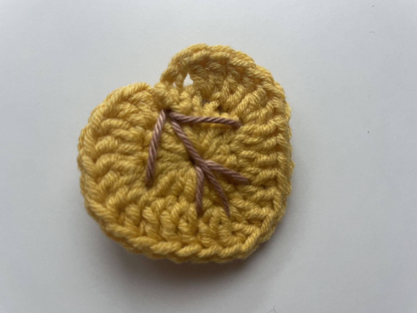 Blog content image for 'Crochet Autumn Decorations: Pattern for Leaves, Acorns & Mushrooms (incl. Fly Agaric)'