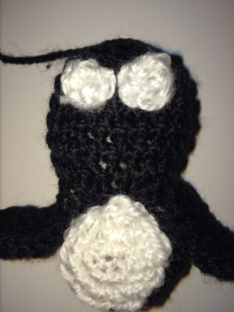 Blog-Inhaltsbild für 'Kostenlose Häkelanleitung - kleiner Pinguin - Schlüsselanhänger - Taschenbaumler'