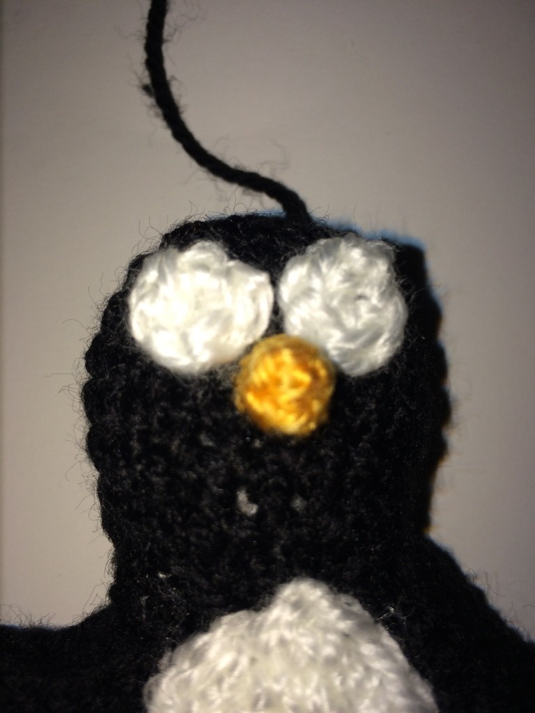 Blog-Inhaltsbild für 'Kostenlose Häkelanleitung - kleiner Pinguin - Schlüsselanhänger - Taschenbaumler'