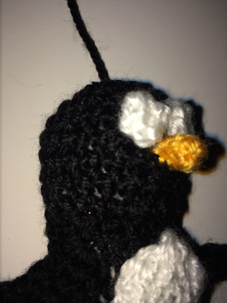 Blog-Inhaltsbild für 'Kostenlose Häkelanleitung - kleiner Pinguin - Schlüsselanhänger - Taschenbaumler'