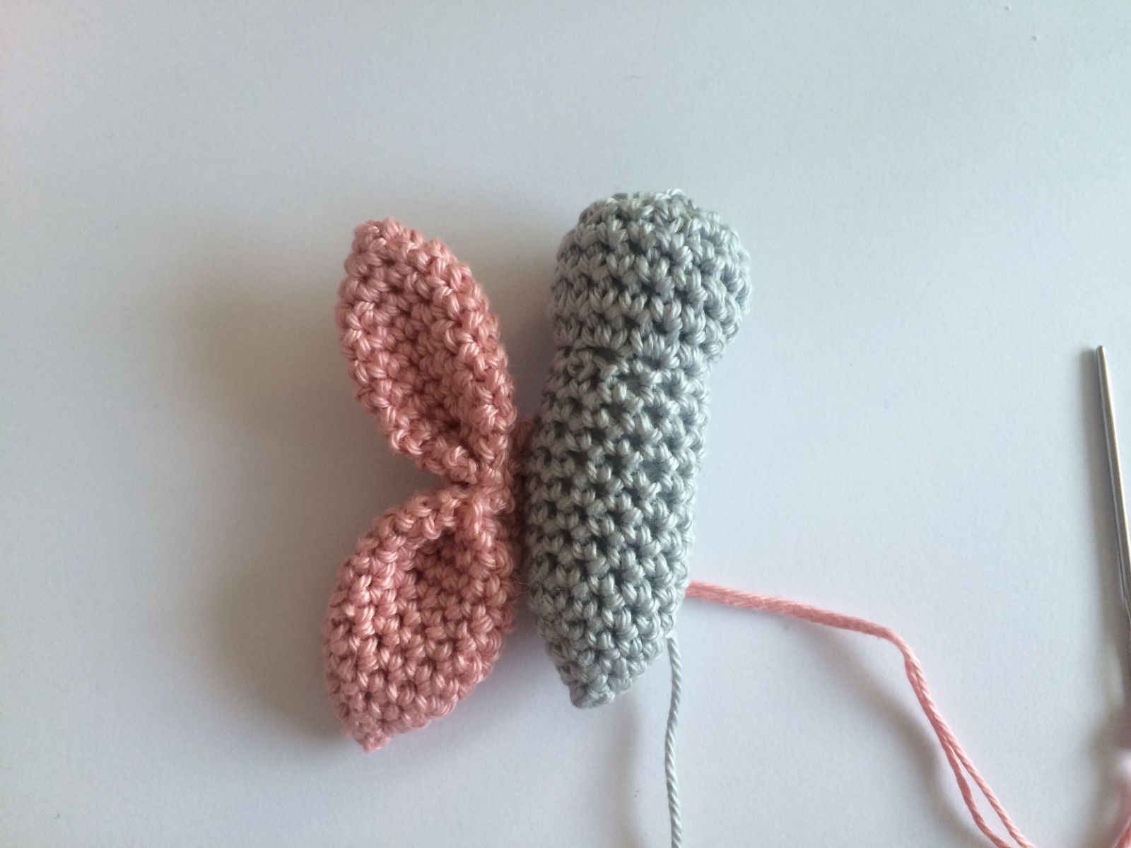 Blog-Inhaltsbild für 'Schmetterling, kostenlose Häkelanleitung'