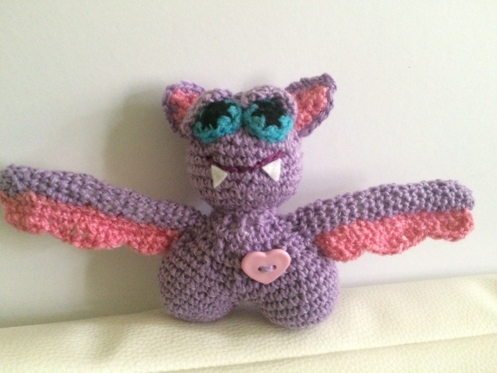 Blog-Inhaltsbild für 'Kostenlose Häkelanleitung - Kleine Fledermaus'