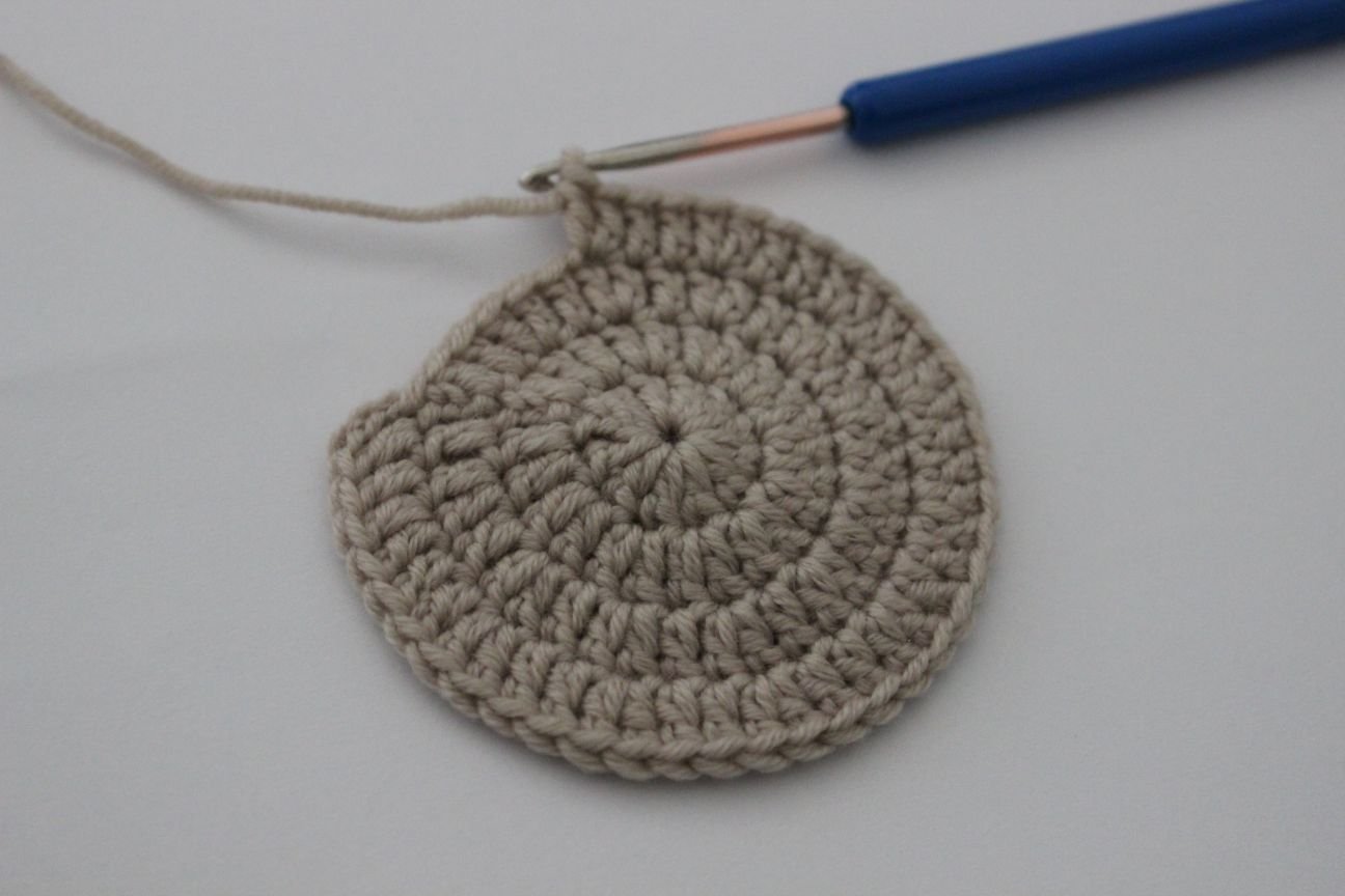 Blog content image for 'Free Crochet Pattern for Baby Hat Sleepy Owl'