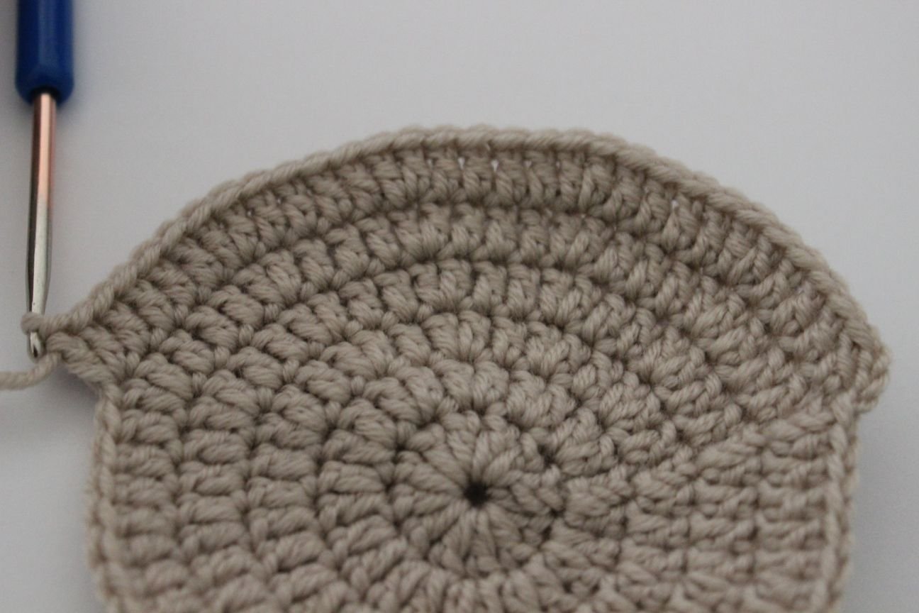 Blog content image for 'Free Crochet Pattern for Baby Hat Sleepy Owl'