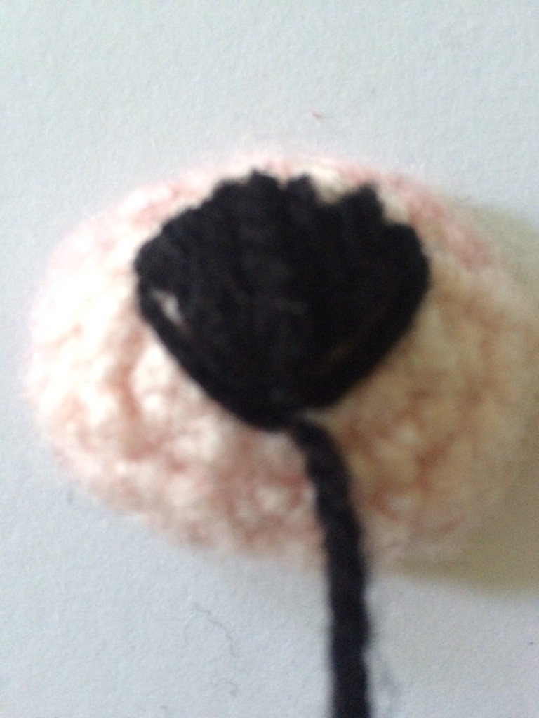 Blog-Inhaltsbild für 'Kostenlose Häkelanleitung - Kleines Winterbärchen'