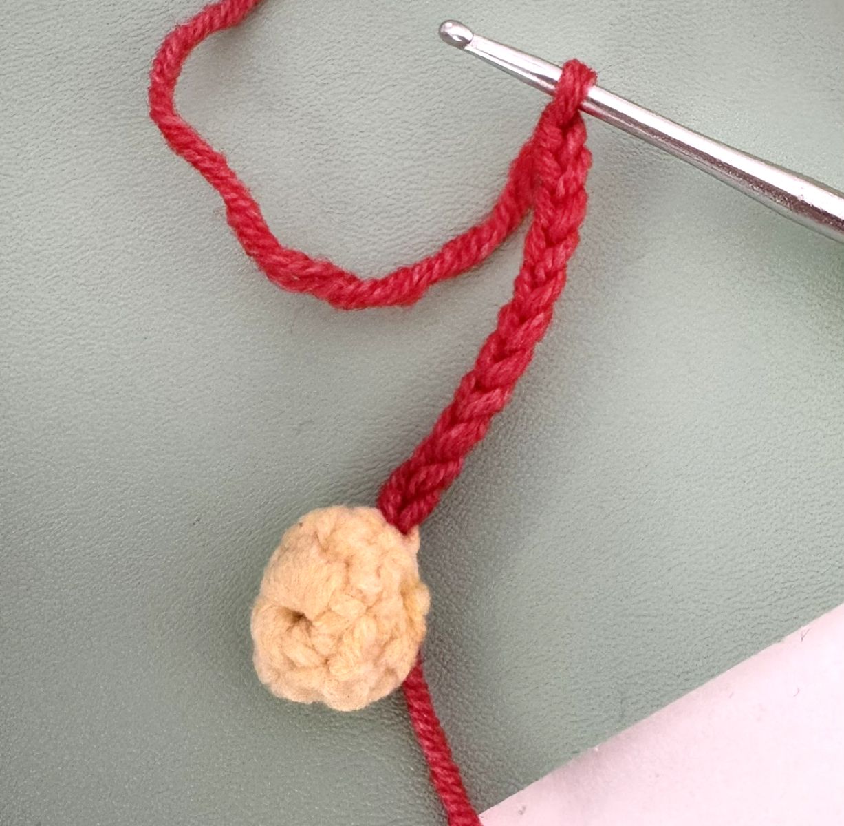 Blog content image for 'The knitted Bee'