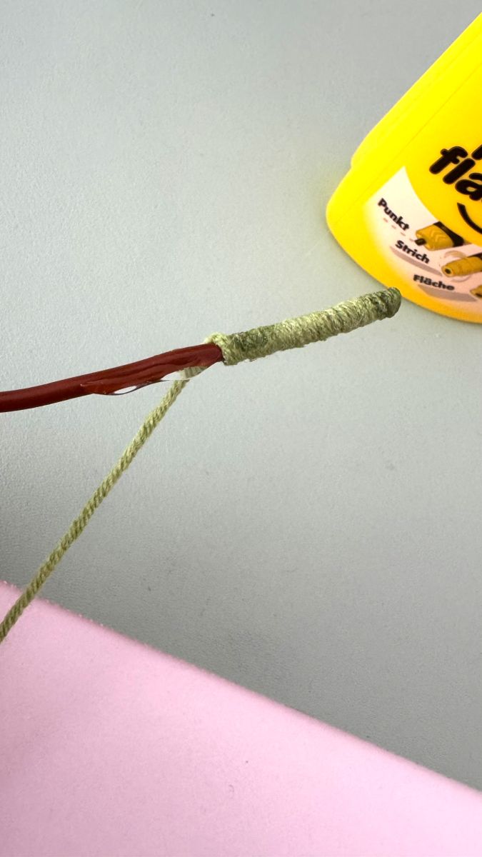 Blog content image for 'The knitted Bee'