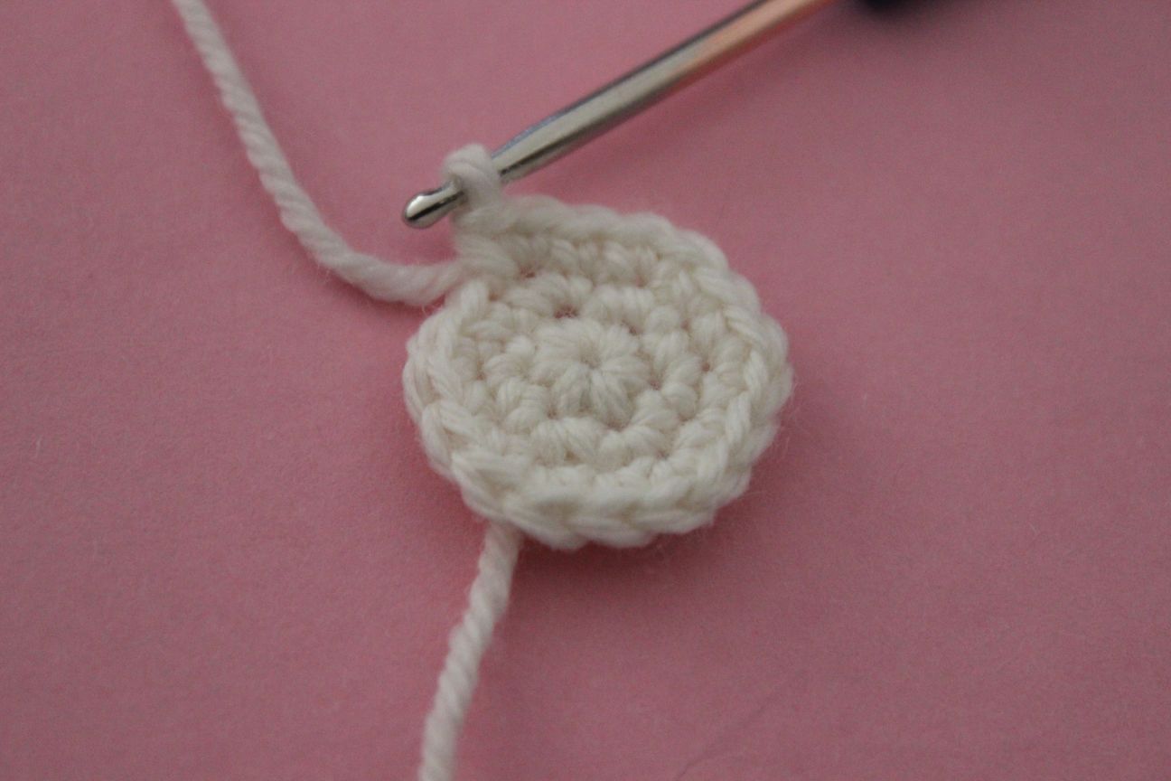 Blog content image for 'Sleepy Owl Kids Hat Crochet Pattern'