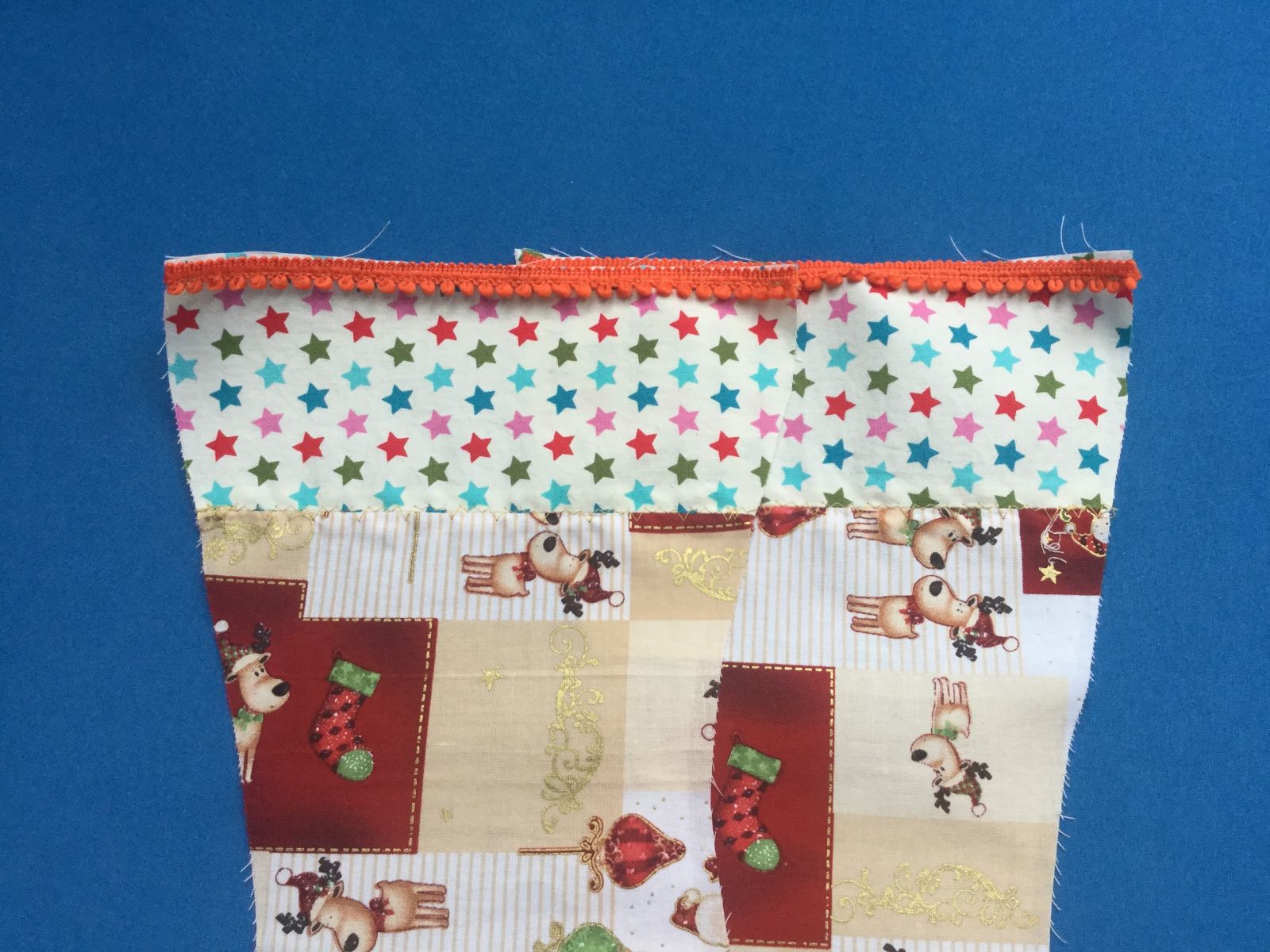 Blog-Inhaltsbild für 'kostenlose Nähanleitung einfache Nikolaussocke'