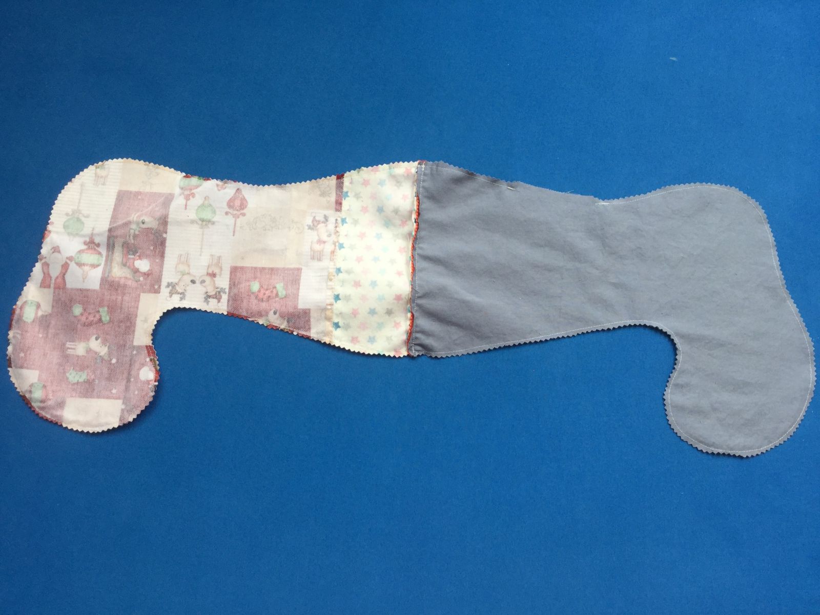 Blog-Inhaltsbild für 'kostenlose Nähanleitung einfache Nikolaussocke'