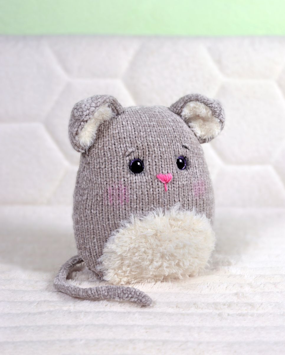 Blog-Inhaltsbild für 'Niedliches Mauskissen stricken'