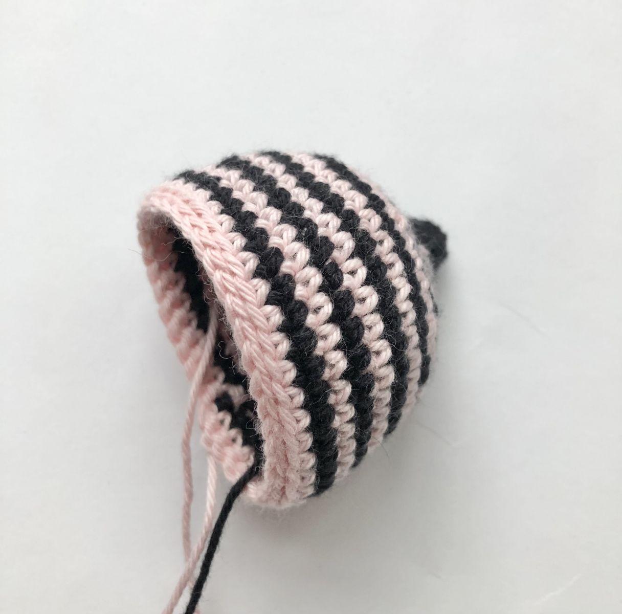 Blog-Inhaltsbild für 'Kostenlose Häkelanleitung Familie Sensenmann'