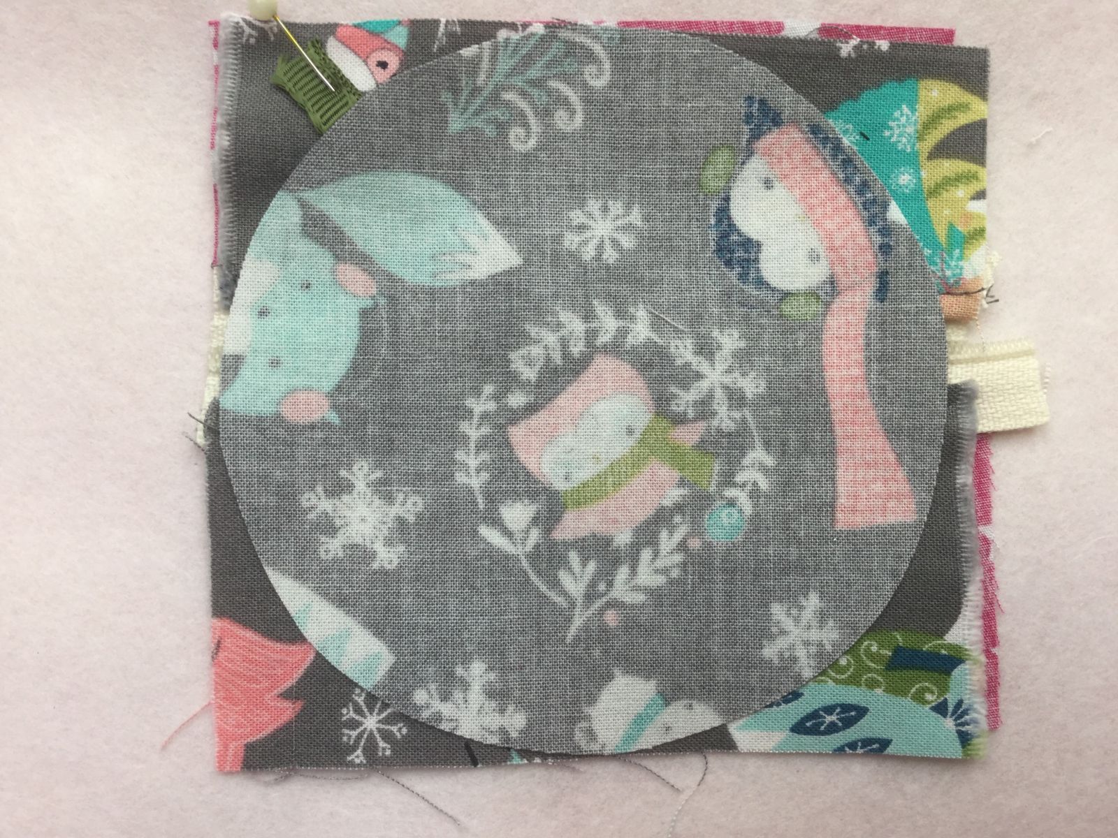 Blog-Inhaltsbild für 'kostenlose Nähanleitung Weihnachskugel für Geldgeschenke'