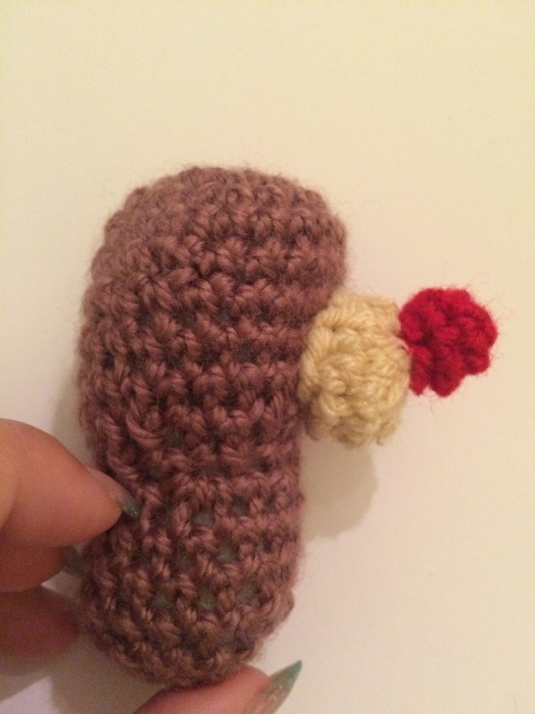 Blog-Inhaltsbild für 'Kostenlose Häkelanleitung - Kleines Rentier - Schlüsselanhänger - Taschenbaumler'