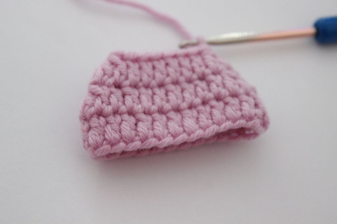 Blog content image for 'Sleepy Owl Kids Hat Crochet Pattern'