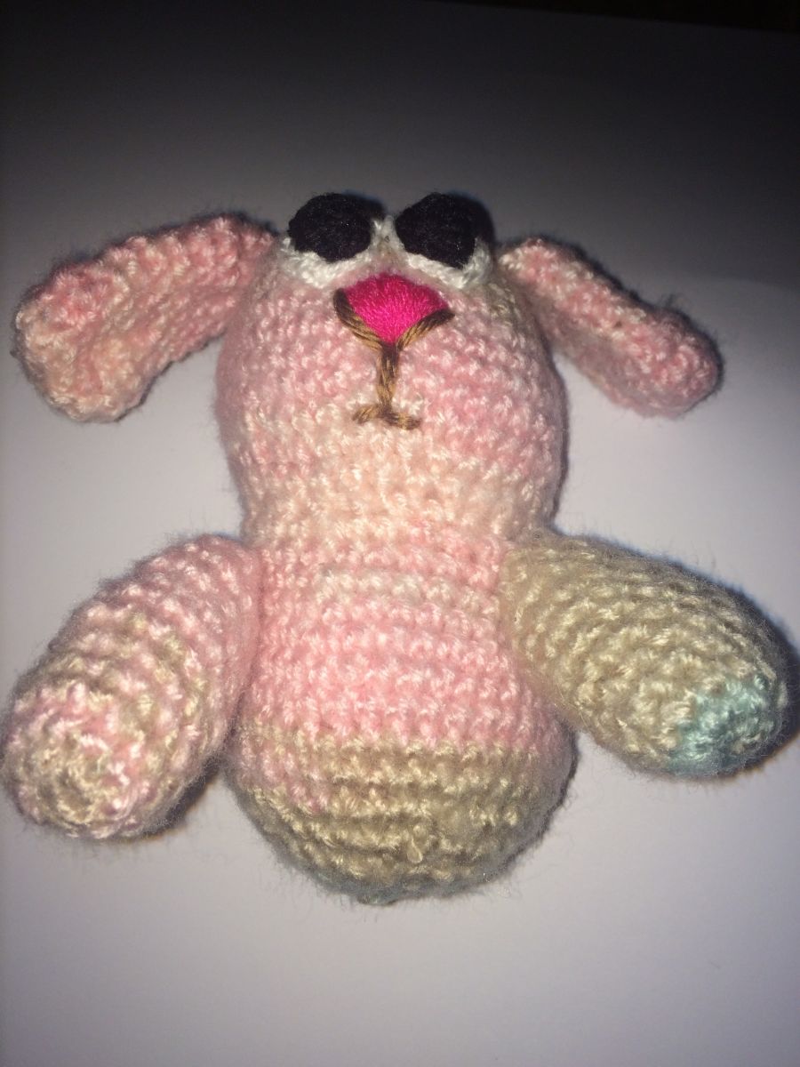 Blog-Inhaltsbild für 'Kostenlose Häkelanleitung - Kleines Winterhäschen'