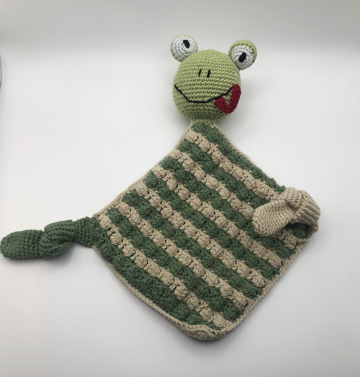 Blog-Inhaltsbild für 'Kostenlose Häkelanleitung Froschtuch'