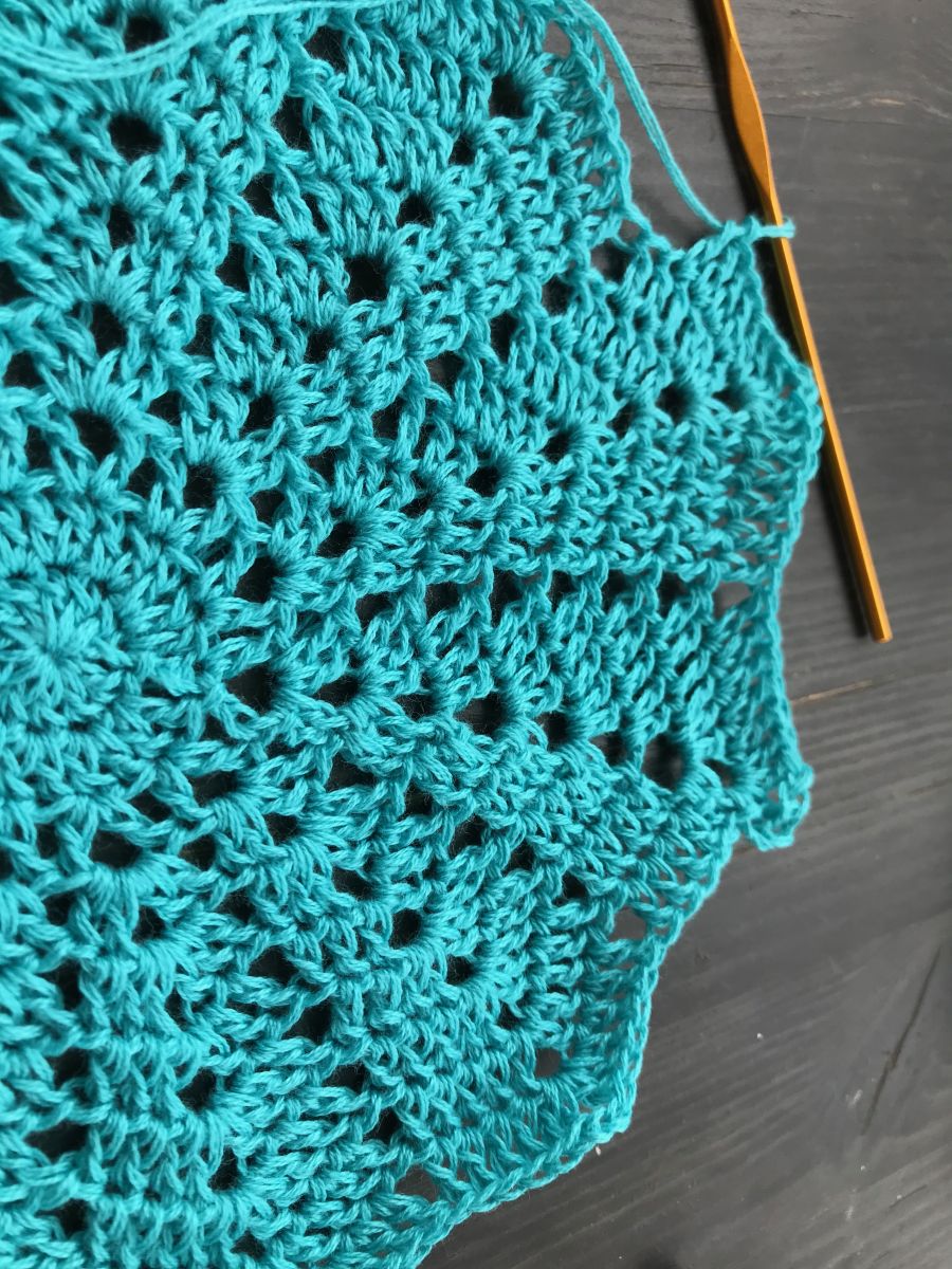 Blog-Inhaltsbild für 'Häkelanleitung Sternendecke - Platzdeckchen'