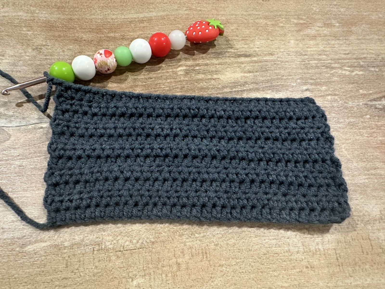 Blog content image for 'Small Crocheted Table Decorations for New Year’s Eve – Fortune Cookies with Wishes & Simple Cutlery Holders with Horseshoes'